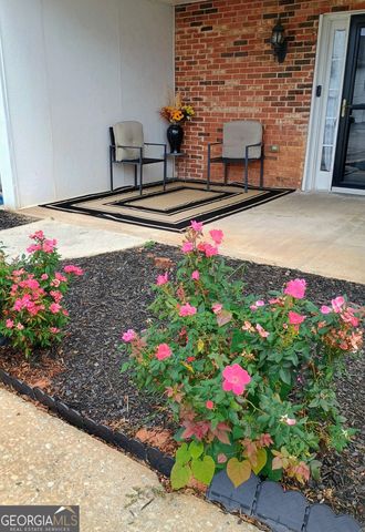 12 Intown Place, Fayetteville, GA 30214