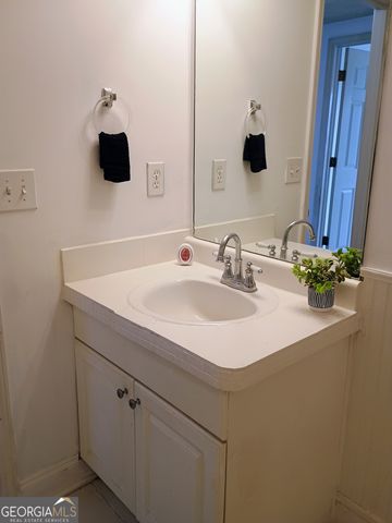 12 Intown Place, Fayetteville, GA 30214