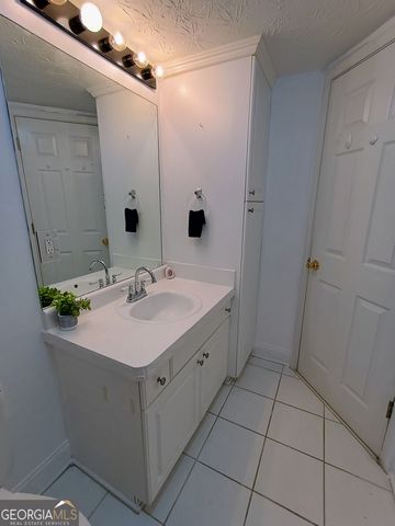 12 Intown Place, Fayetteville, GA 30214