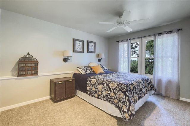 9521 Sicard Flat Rd, Browns Valley, CA 95918