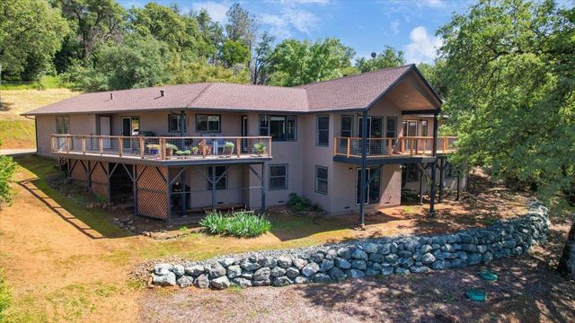 9521 Sicard Flat Rd, Browns Valley, CA 95918