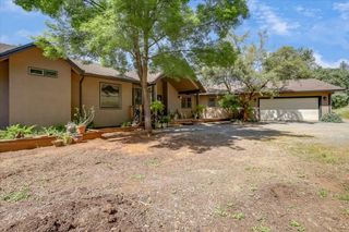 9521 Sicard Flat Rd, Browns Valley, CA 95918