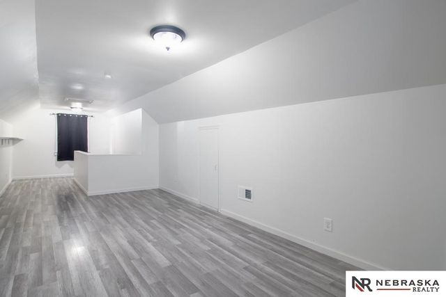 2615 S 55 Street, Lincoln, NE 68506