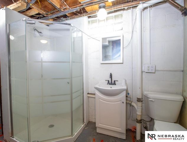 2615 S 55 Street, Lincoln, NE 68506