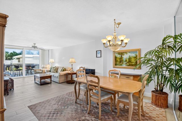 125 S OCEAN Avenue 211, Palm Beach Shores, FL 33404