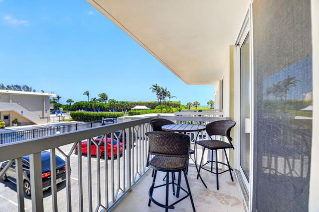 125 S OCEAN Avenue 211, Palm Beach Shores, FL 33404