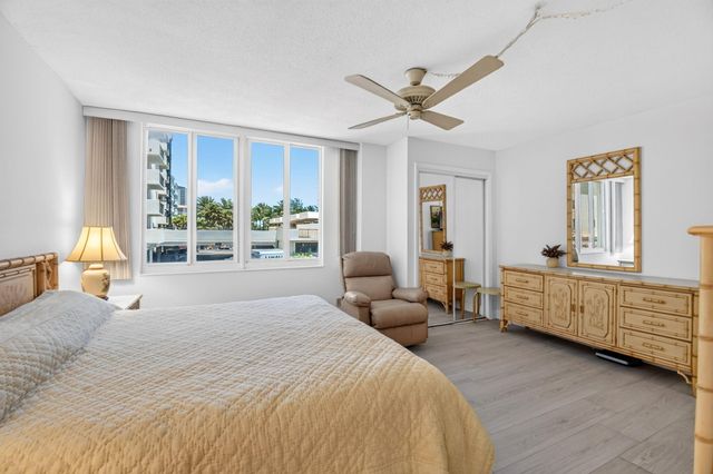 125 S OCEAN Avenue 211, Palm Beach Shores, FL 33404