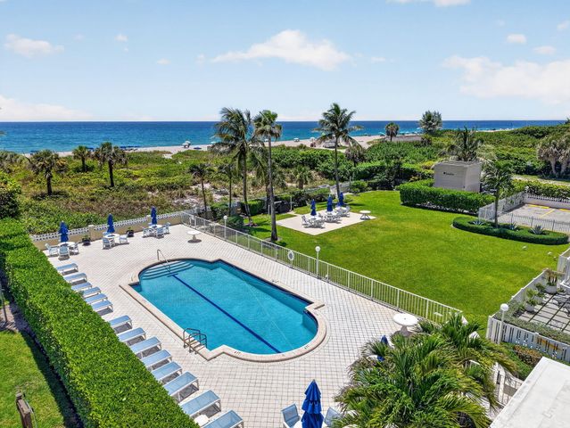 125 S OCEAN Avenue 211, Palm Beach Shores, FL 33404