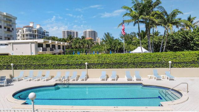 125 S OCEAN Avenue 211, Palm Beach Shores, FL 33404