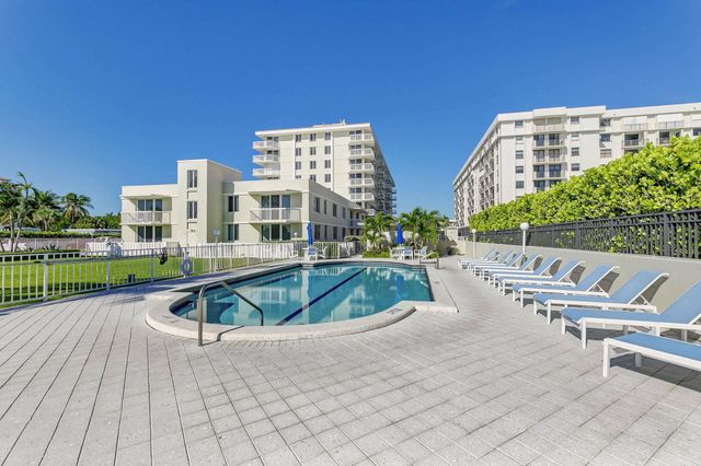 125 S OCEAN Avenue 211, Palm Beach Shores, FL 33404