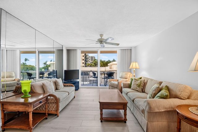 125 S OCEAN Avenue 211, Palm Beach Shores, FL 33404