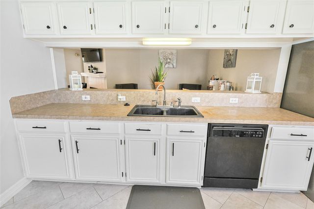 16114 Arborlea Drive, Friendswood, TX 77546