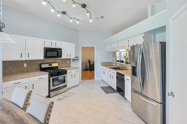 16114 Arborlea Drive, Friendswood, TX 77546