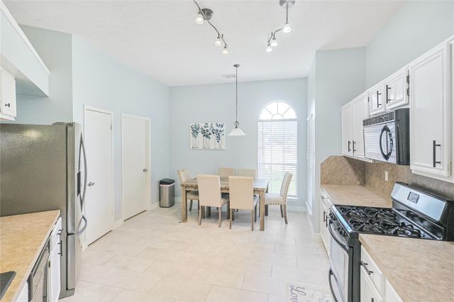 16114 Arborlea Drive, Friendswood, TX 77546