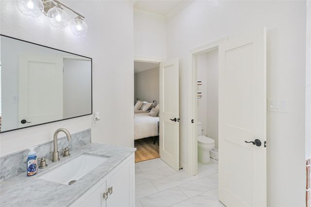 16114 Arborlea Drive, Friendswood, TX 77546