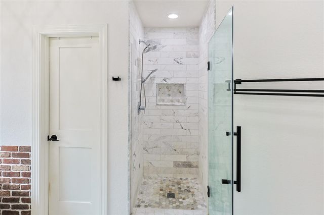 16114 Arborlea Drive, Friendswood, TX 77546