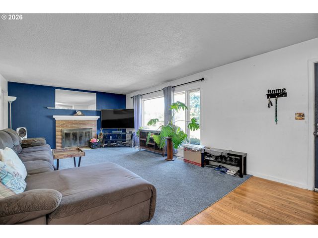 2918 Se 143RD Ave, Portland, OR 97236