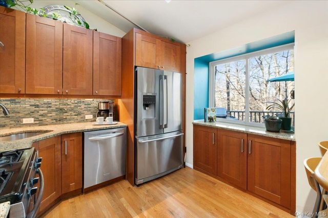 34 Western Drive, Ardsley, NY 10502