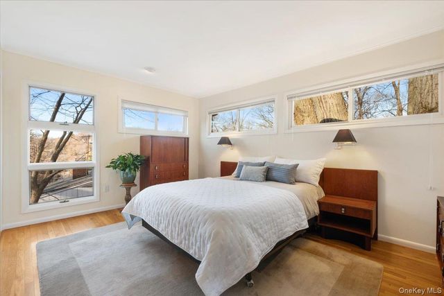 34 Western Drive, Ardsley, NY 10502