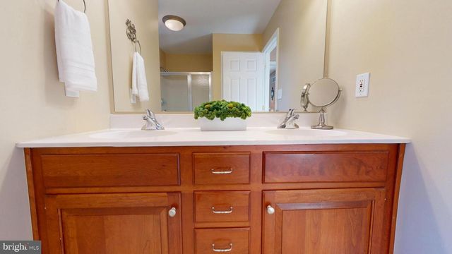 319 PENNINGTON WAY, Perkasie, PA 18944