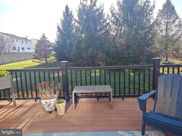 319 PENNINGTON WAY, Perkasie, PA 18944