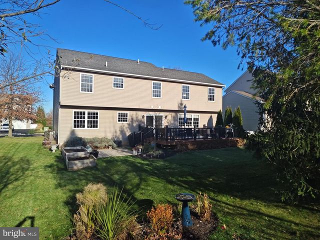 319 PENNINGTON WAY, Perkasie, PA 18944