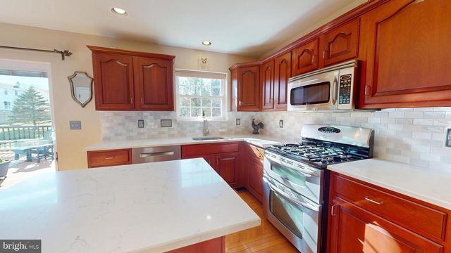 319 PENNINGTON WAY, Perkasie, PA 18944