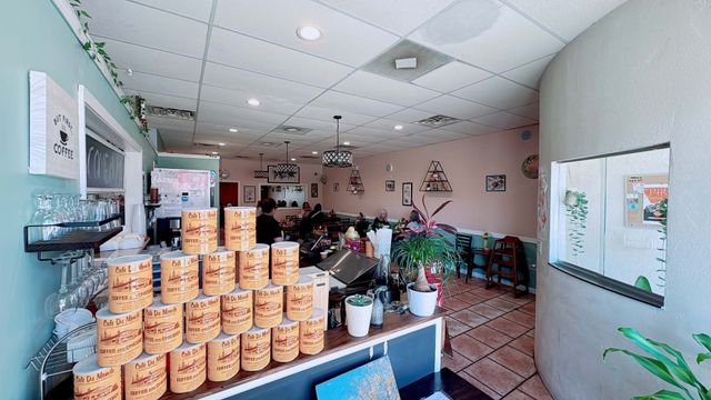 2360 N Neva Avenue, Chicago, IL 60707