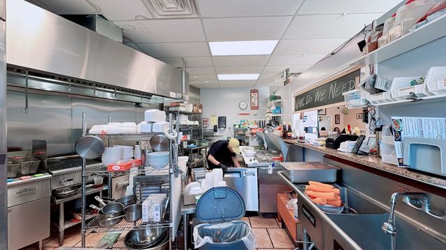 2360 N Neva Avenue, Chicago, IL 60707