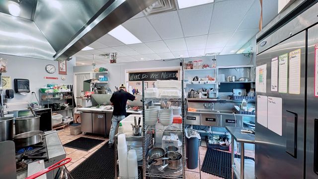 2360 N Neva Avenue, Chicago, IL 60707