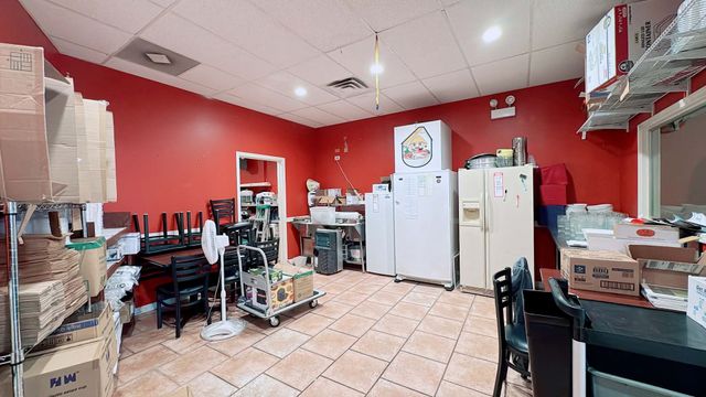 2360 N Neva Avenue, Chicago, IL 60707