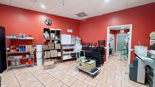 2360 N Neva Avenue, Chicago, IL 60707