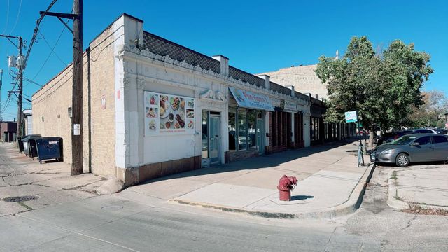 2360 N Neva Avenue, Chicago, IL 60707