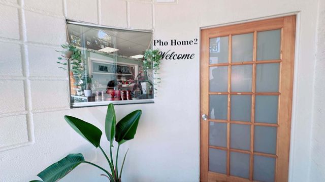 2360 N Neva Avenue, Chicago, IL 60707