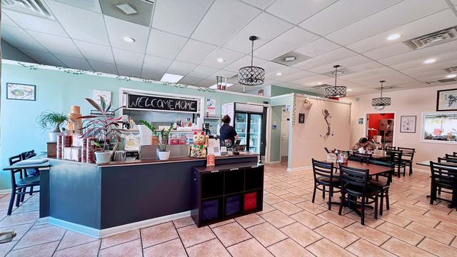 2360 N Neva Avenue, Chicago, IL 60707