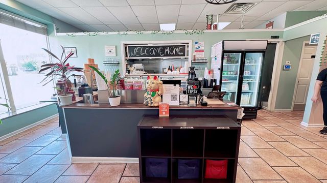 2360 N Neva Avenue, Chicago, IL 60707