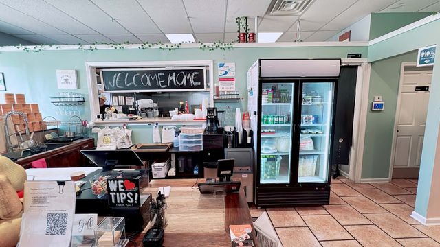 2360 N Neva Avenue, Chicago, IL 60707