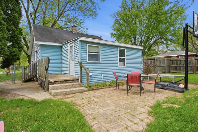 5686 Verta Drive NE, Belmont, MI 49306