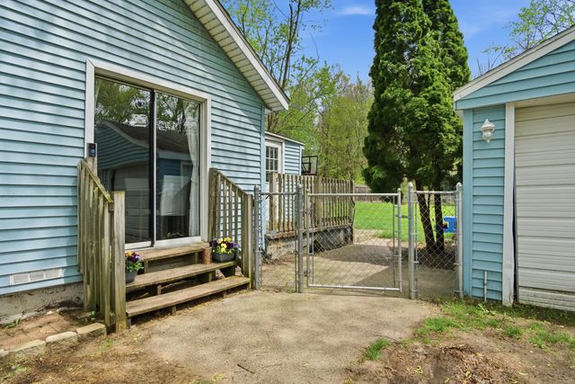 5686 Verta Drive NE, Belmont, MI 49306