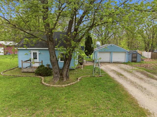 5686 Verta Drive NE, Belmont, MI 49306
