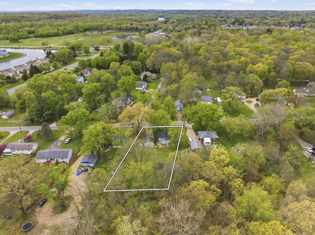 5686 Verta Drive NE, Belmont, MI 49306