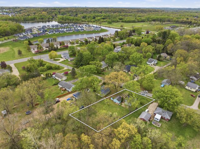 5686 Verta Drive NE, Belmont, MI 49306