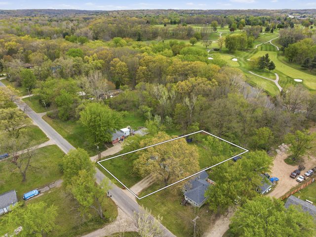 5686 Verta Drive NE, Belmont, MI 49306