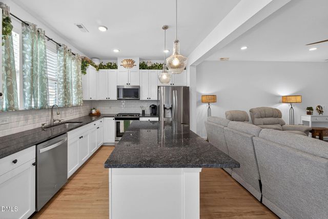 743 Creekway Drive, Fuquay Varina, NC 27526