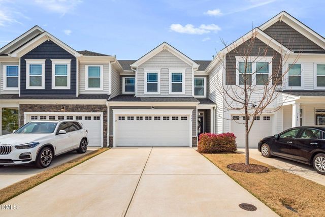 743 Creekway Drive, Fuquay Varina, NC 27526