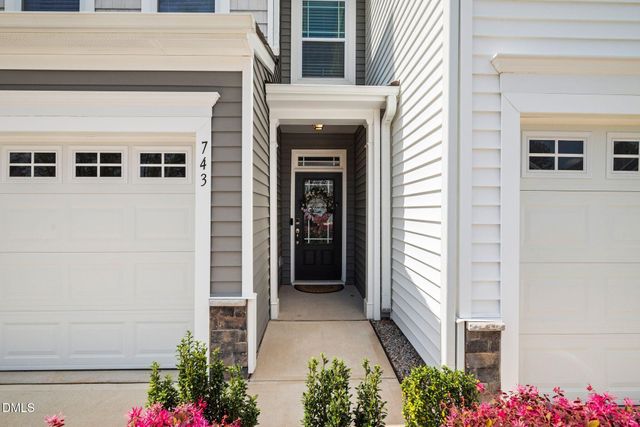 743 Creekway Drive, Fuquay Varina, NC 27526