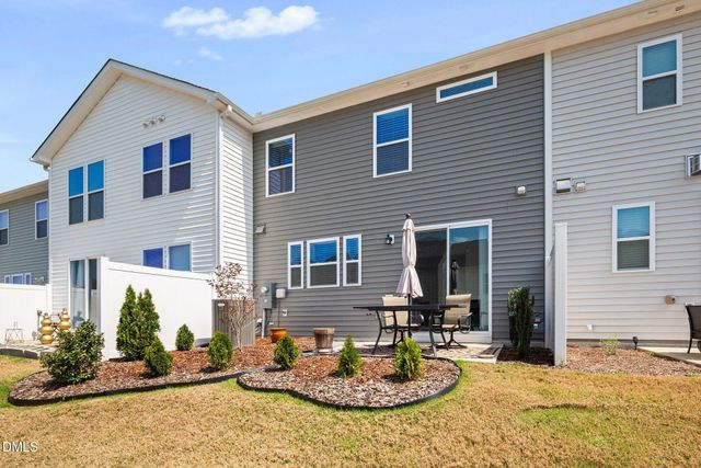 743 Creekway Drive, Fuquay Varina, NC 27526