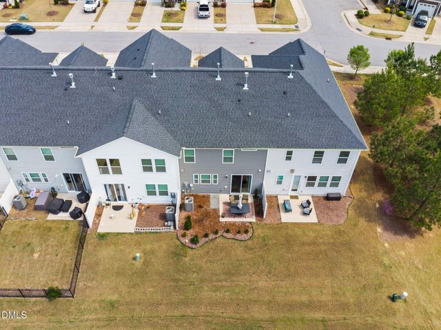 743 Creekway Drive, Fuquay Varina, NC 27526