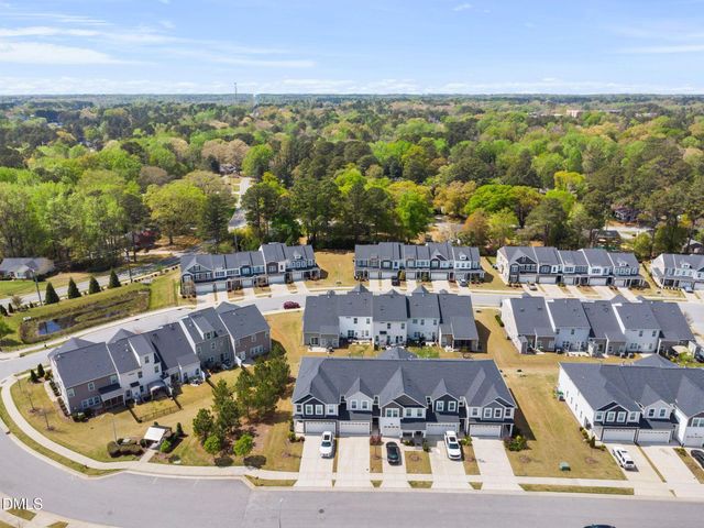 743 Creekway Drive, Fuquay Varina, NC 27526