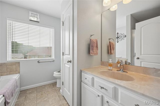 830 Hawks Circle Drive, Hillsboro, MO 63050